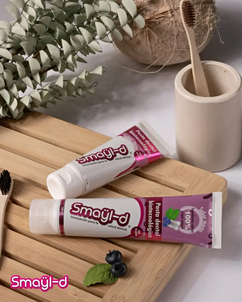 1 Smayl-D Grande (120 ml) Frutos Rojos 1 Smayl-D Mediana (70 ml) Frutos Rojos 