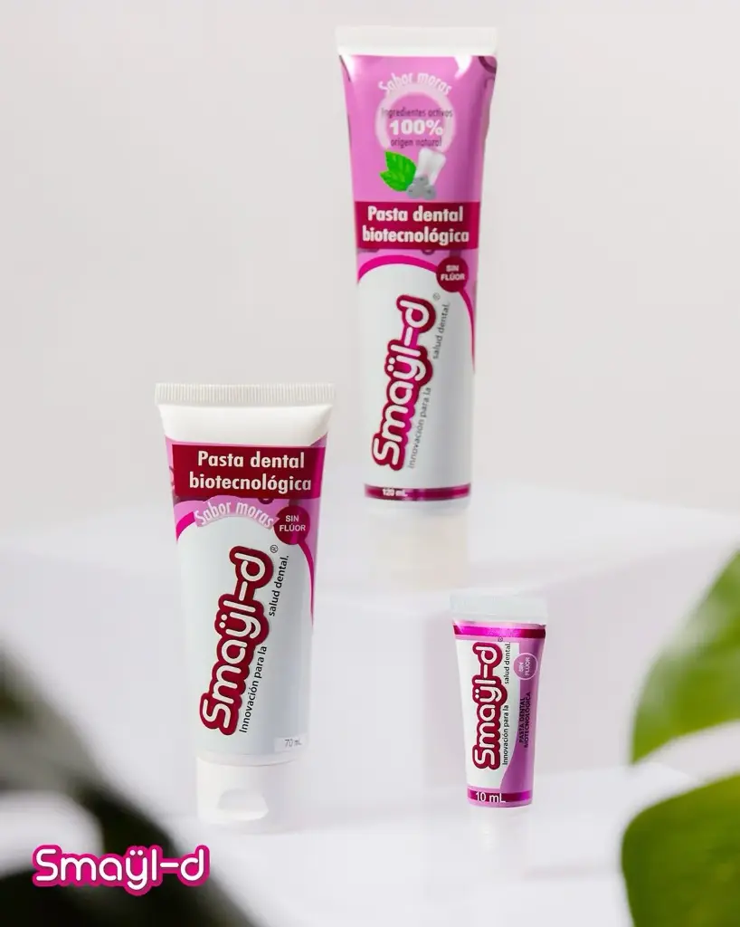 1 Smayl-D Grande (120 ml) Frutos Rojos 1 Smayl-D Frutos Rojos (70 ml) Frutos Rojos y 1 Smayl-D Mini (10 ml) Frutos Rojos